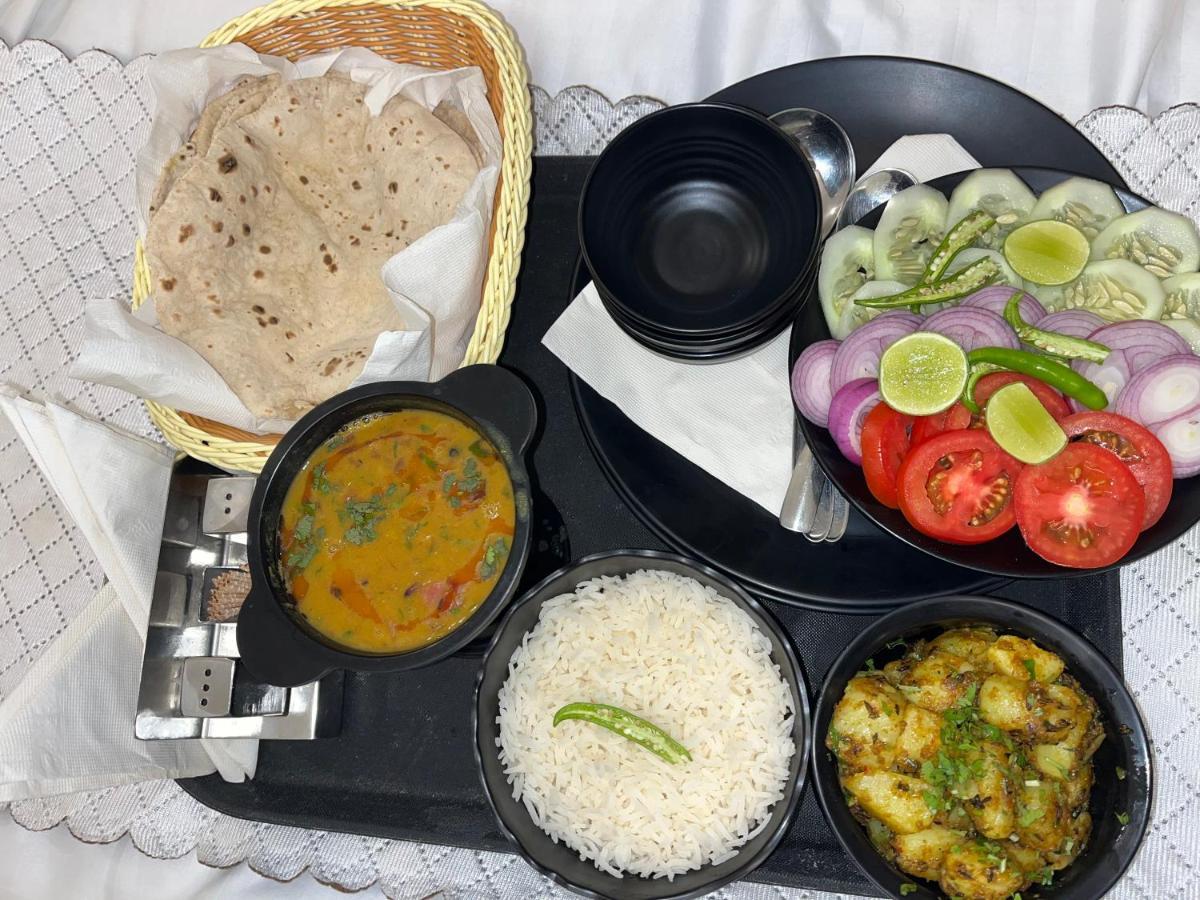 Cedar Woods Resort By Heyan Hotels Nainital Exteriör bild