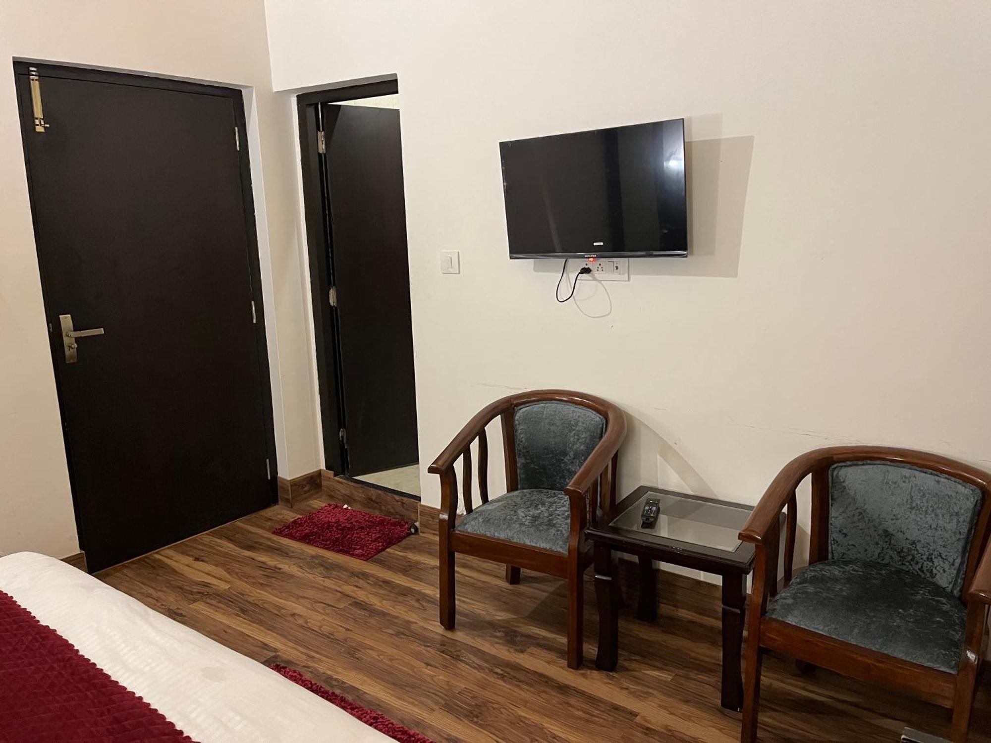 Cedar Woods Resort By Heyan Hotels Nainital Exteriör bild
